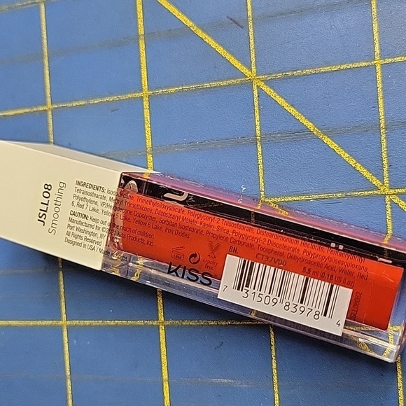 JOAH Smoothing Lip Color - Bold Red JSLL08 New - Picture 2 of 3